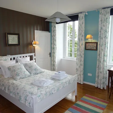 Oda ve Kahvaltı Manoir Saint Martin D'hotes