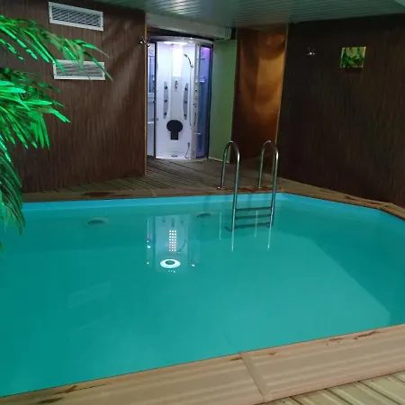 Manoir Saint Martin D'hotes Bed & Breakfast *
