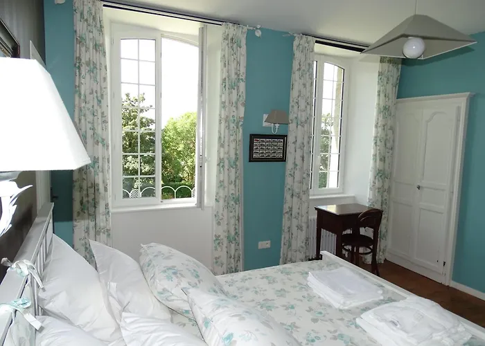 Oda ve Kahvaltı Manoir Saint Martin D'hotes