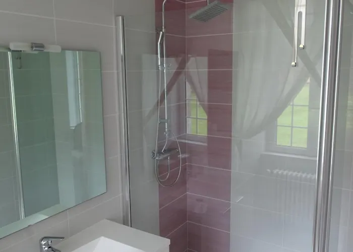 Oda ve Kahvaltı Manoir Saint Martin D'hotes